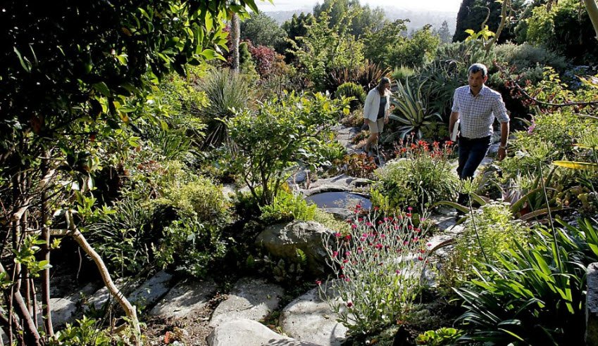 Harland Hand Memorial Garden , United States